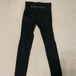 Alphalete Halo Leggings - black  - Size Small